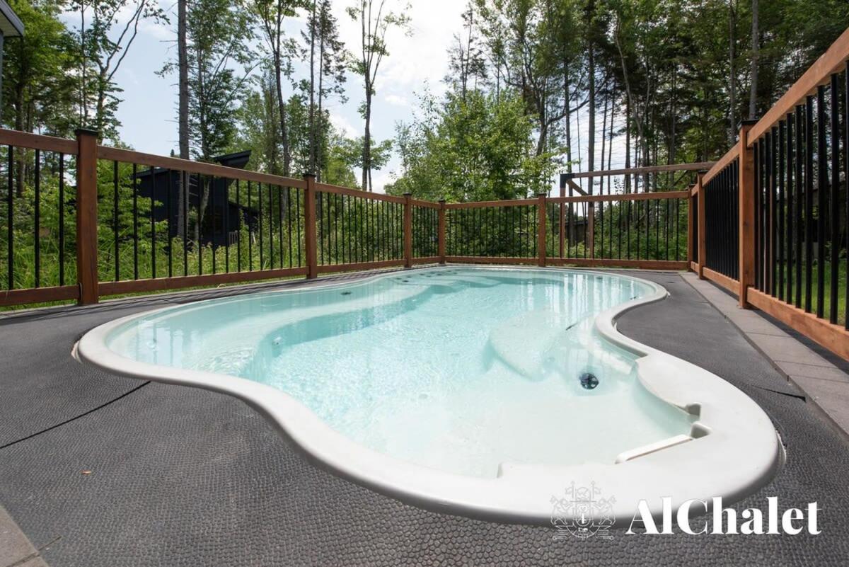 Chalet Bellevue Luxe Avec Spa Et Local A Velo Pont-Rouge Exterior photo