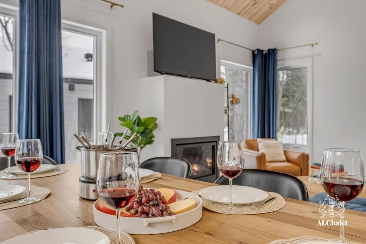 Chalet Bellevue Luxe Avec Spa Et Local A Velo Pont-Rouge Exterior photo