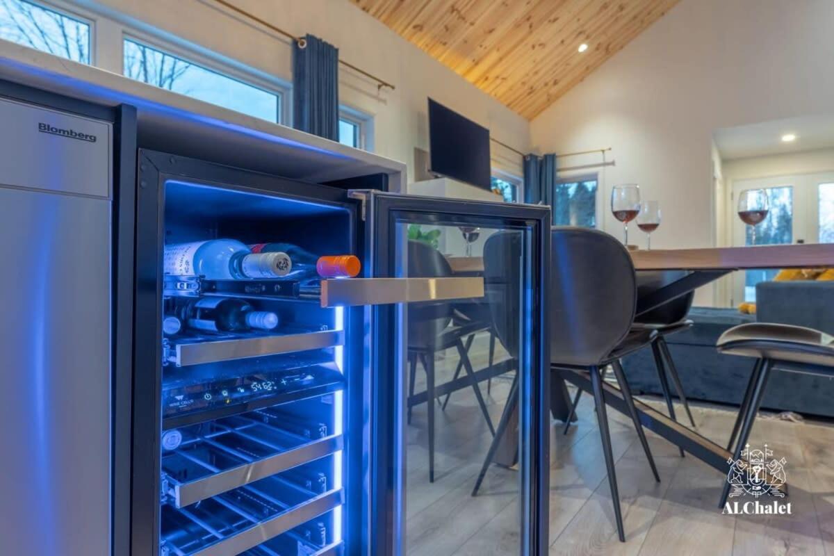 Chalet Bellevue Luxe Avec Spa Et Local A Velo Pont-Rouge Exterior photo